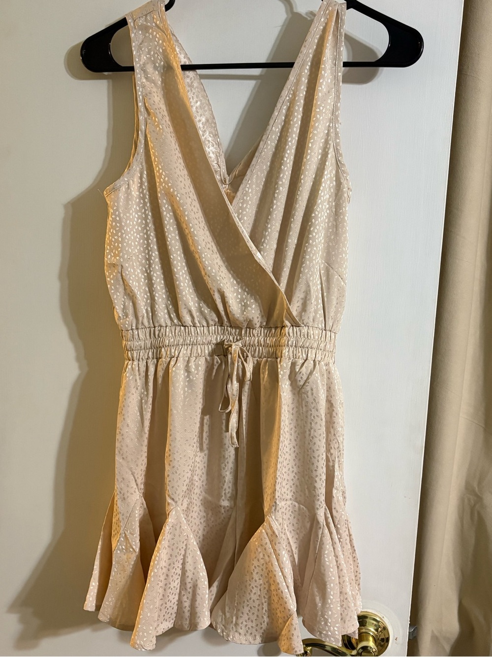 NWT Promesa Cream Dotted Romper